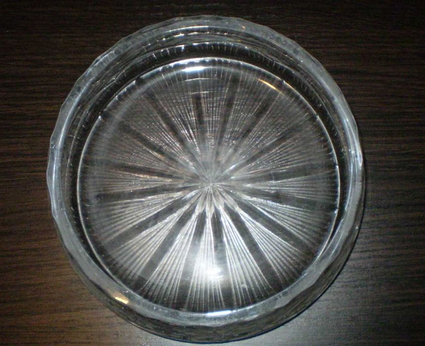 Вазы хрустальные и круглая керамическая времён СССР. Недорого.