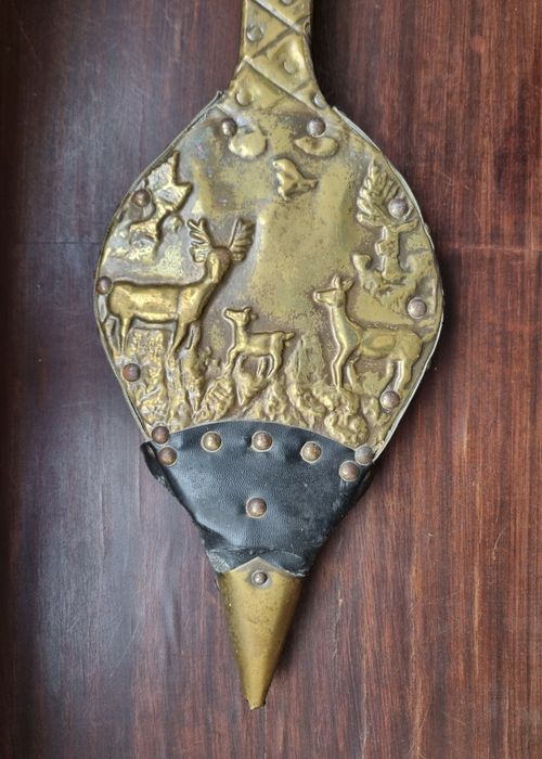 Fole em madeira e latão trabalhado