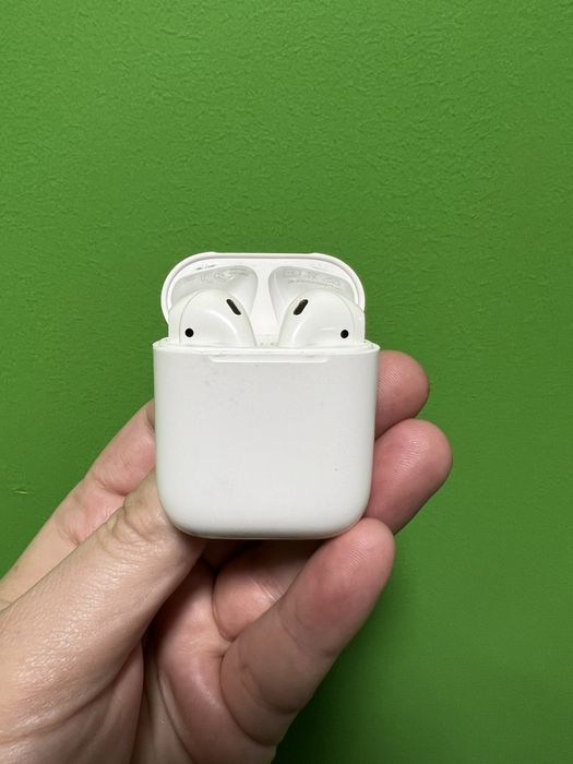 Навушники Apple AirPods 2 A1602