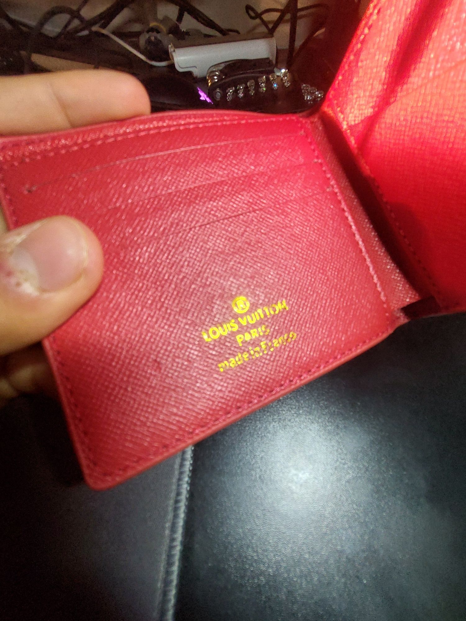 Carteira louis vuitton com supreme