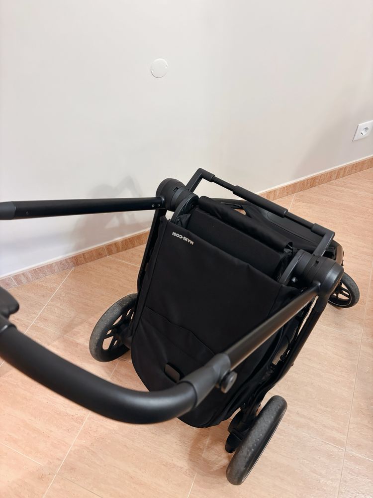 Carrinho Maxi Cosi + Ovo Pebble 360