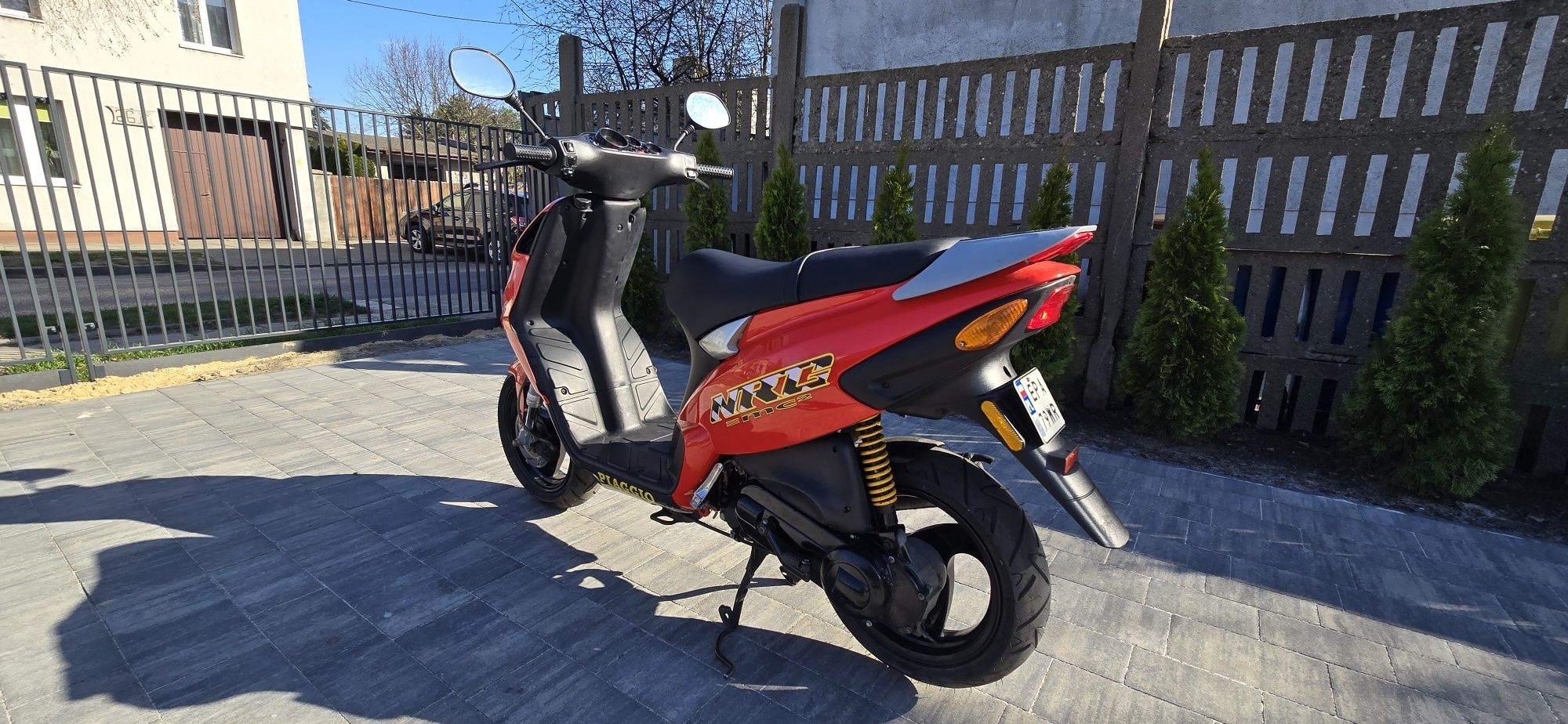 Skuter Piaggio NRG mc²