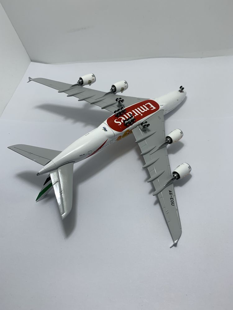 Airbus A380-800 Emirates Gemini Jets 1:400