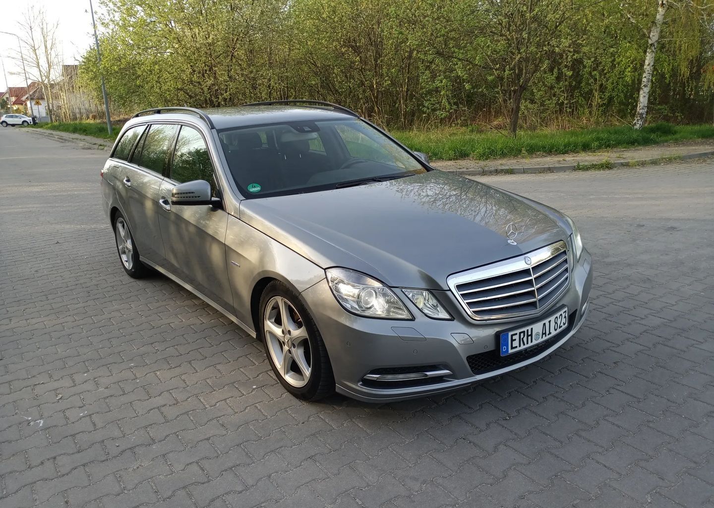 Mercedes-Benz E-Class 350 CDI 4-Matic BlueEff Avantgarde