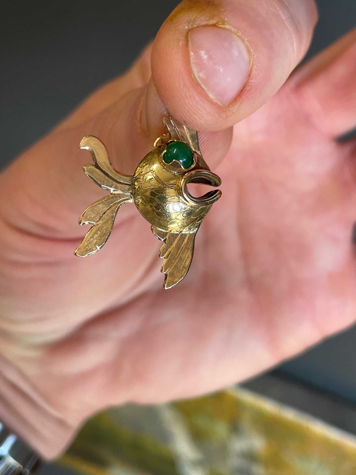 Złota zawieszka wisiorek Ryba Pirania 18kt 3,7g