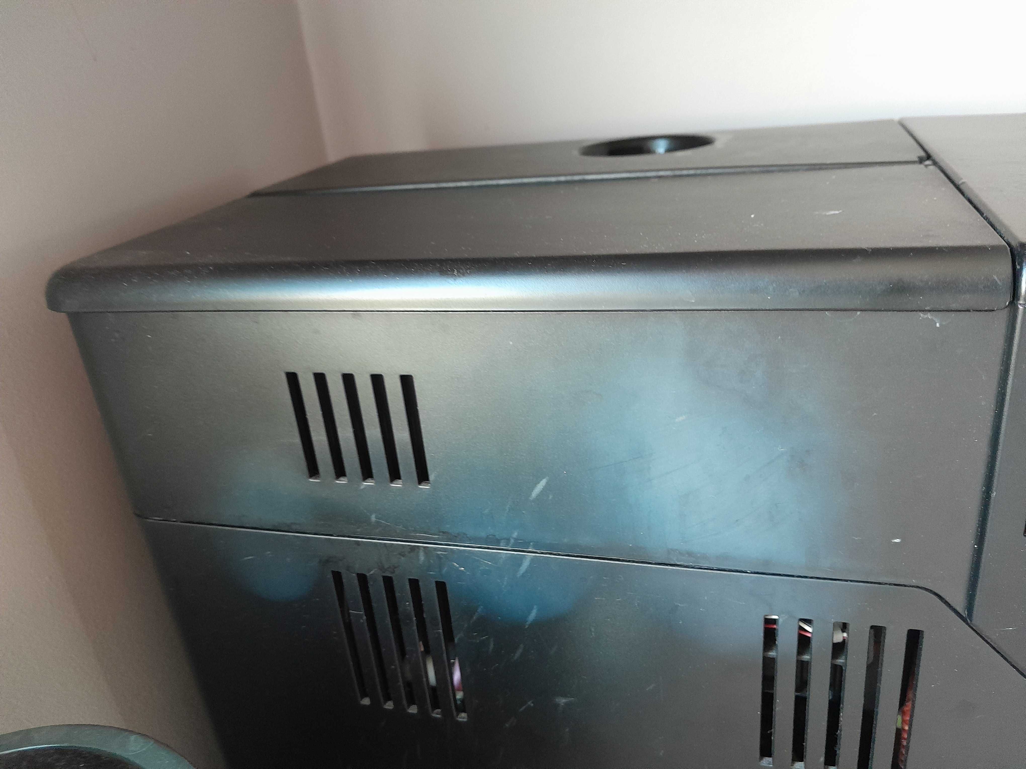 Ekspres ciśnieniowy Philips LatteGo 5000