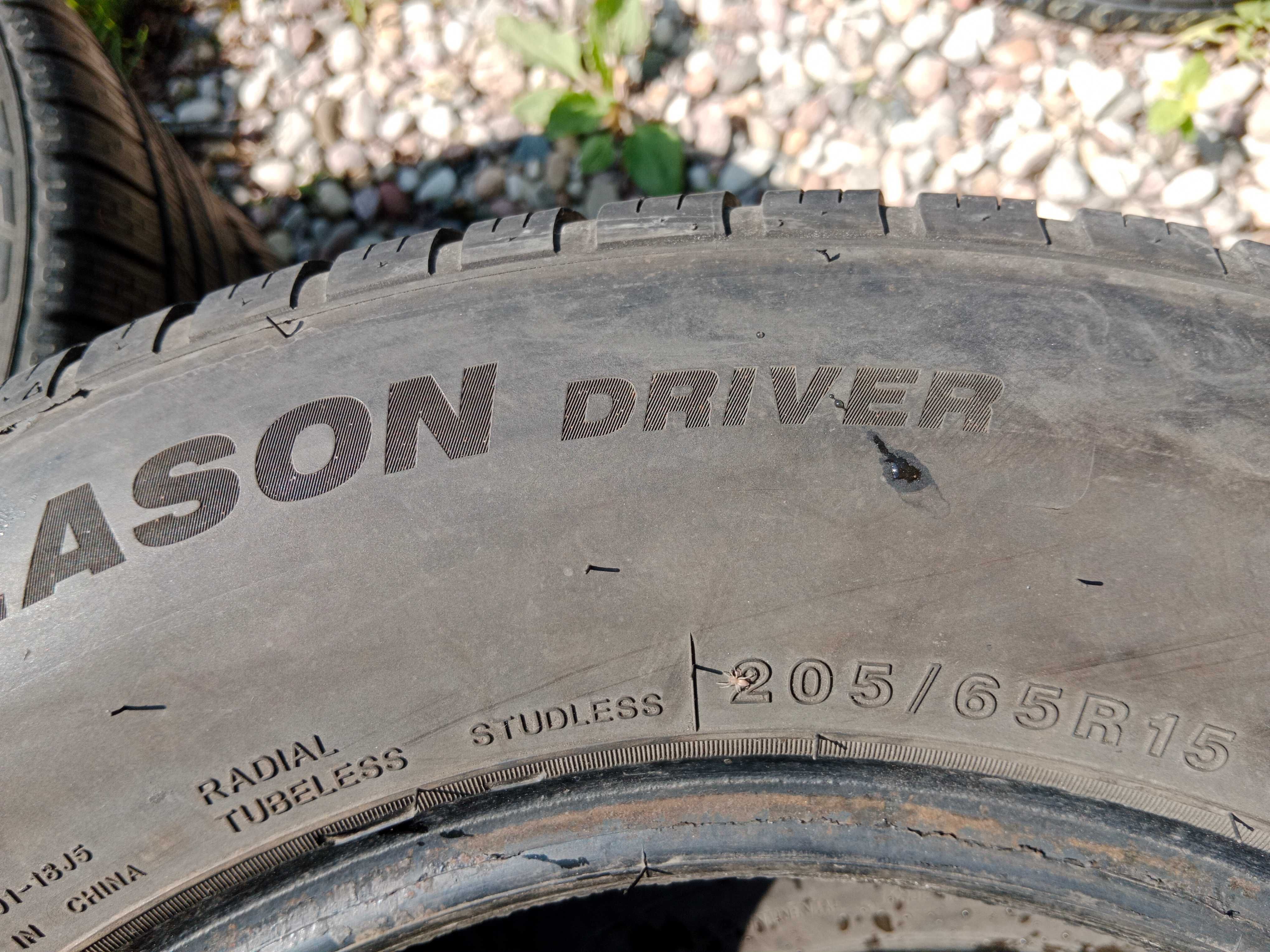 Opona używana zimowa 205/65R15 Imperial All Season Driver 1szt.