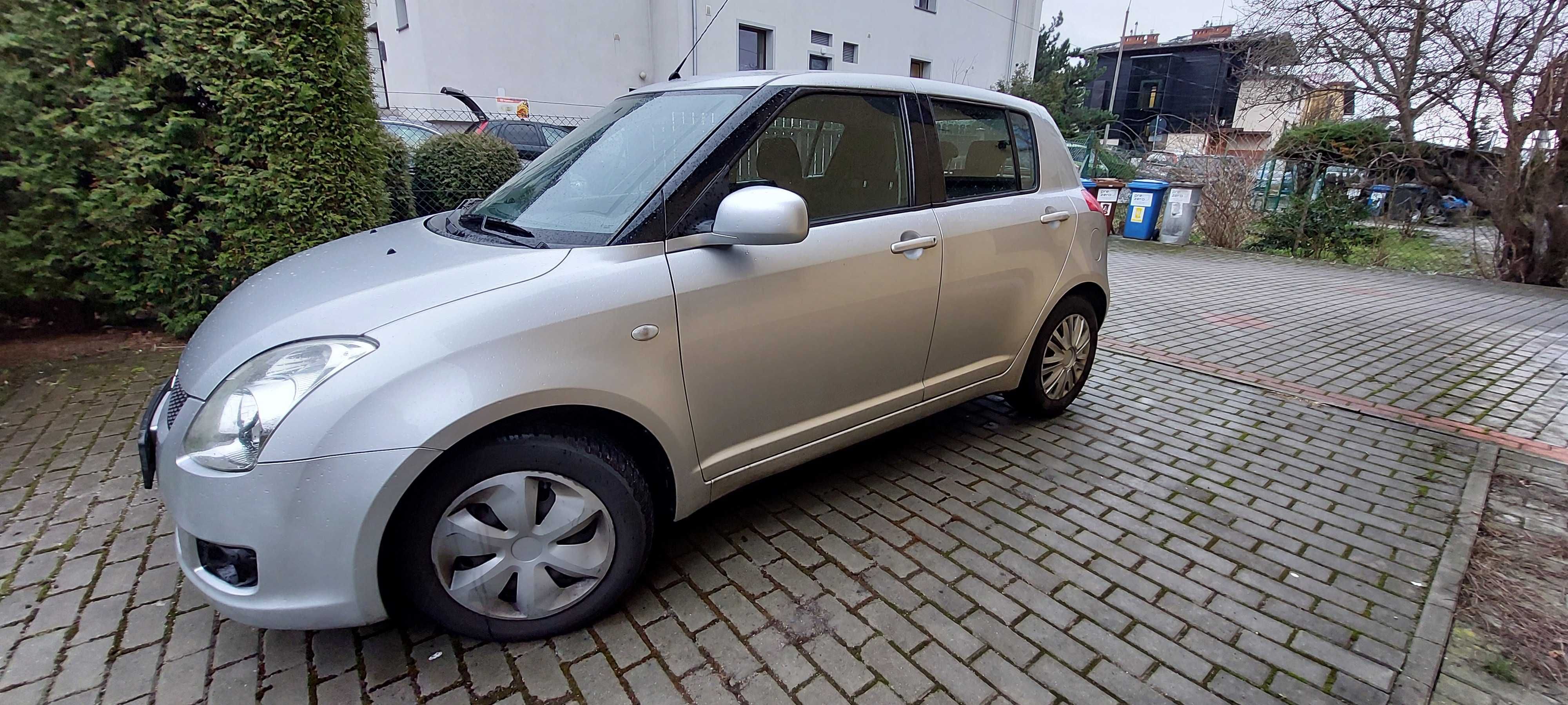 Suzuki Swift 1.3 benzyna, rocznik 2008, pierwszy właściciel.