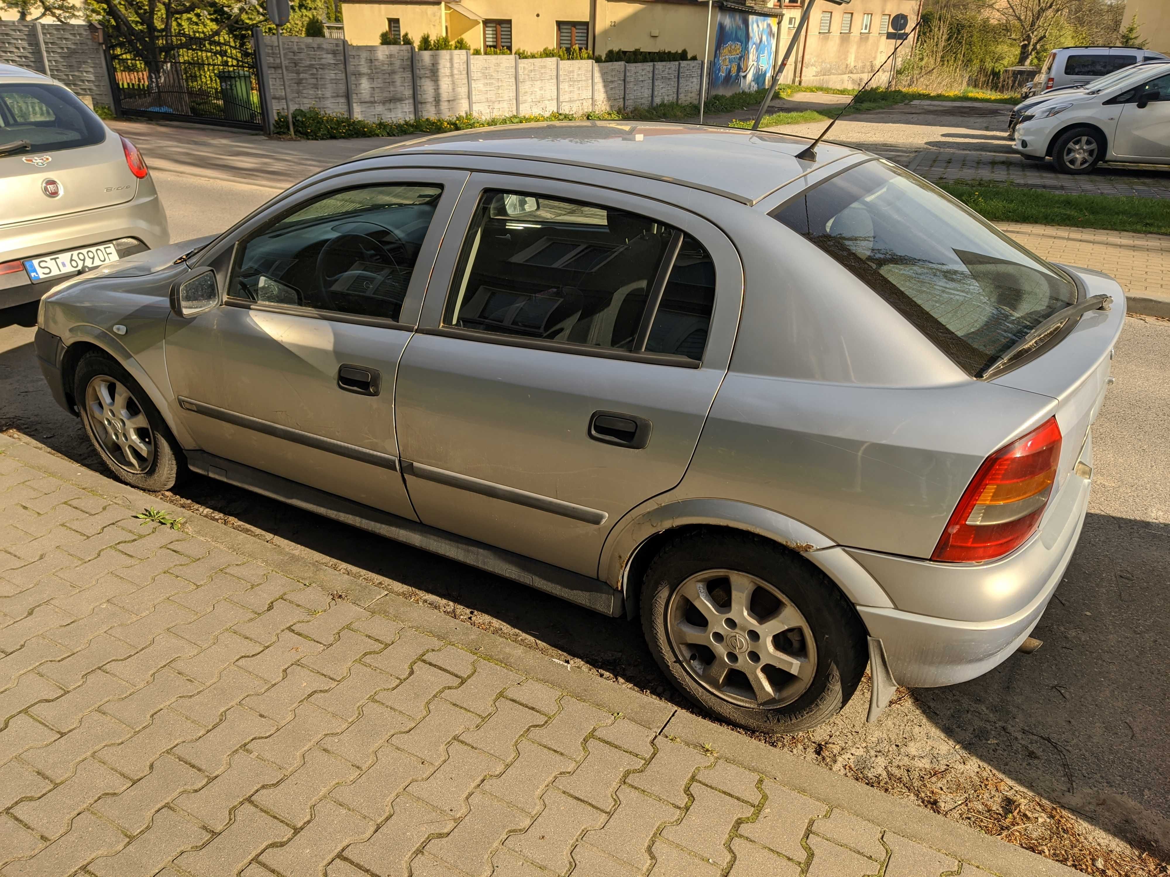 Opel Astra G 2000 2.0D