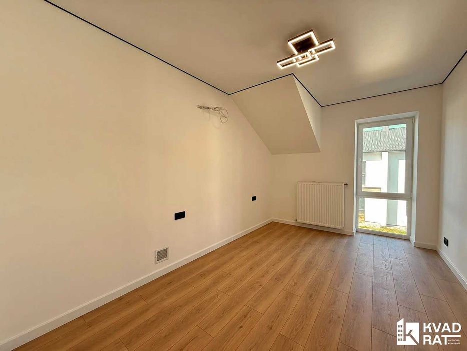 Продаж таунхауса з ремонтом у с. Крихівці