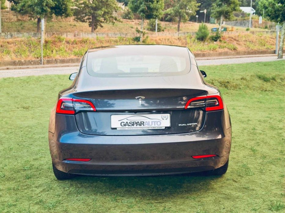 Tesla Model 3 Long-Range Dual Motor