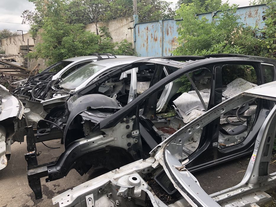 Кузов Четверть Пежо Партнер Ситроен Берлинго Пежо 3008 5008 Пассат Б6