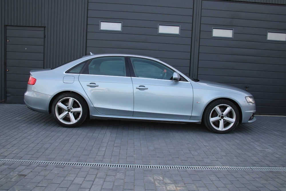 Audi A4 B8 * Sedan * 2009r. * 203.816mil * 2.0 TDI * 2x SLINE * ANGLIK