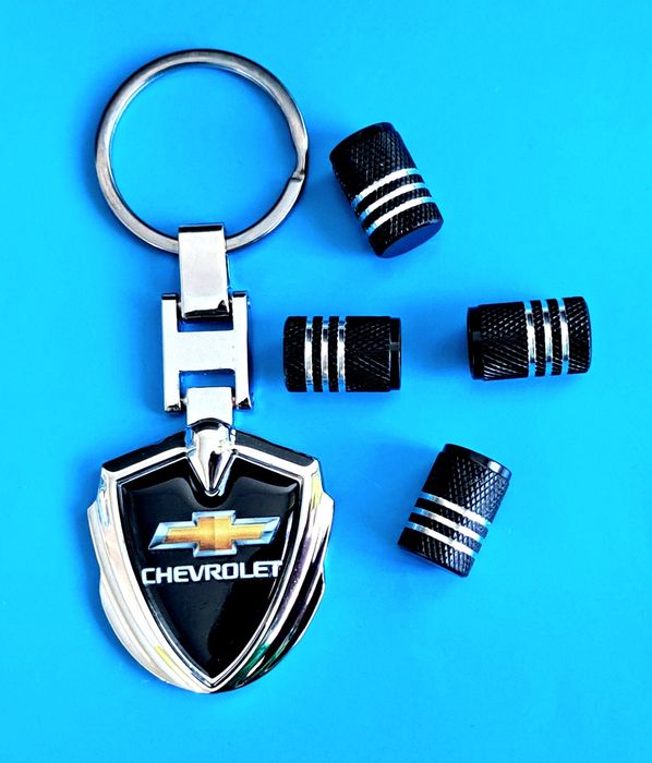 ** NOWY Brelok CHEVROLET + Nakrętki na wentyle czarne komplet tuning