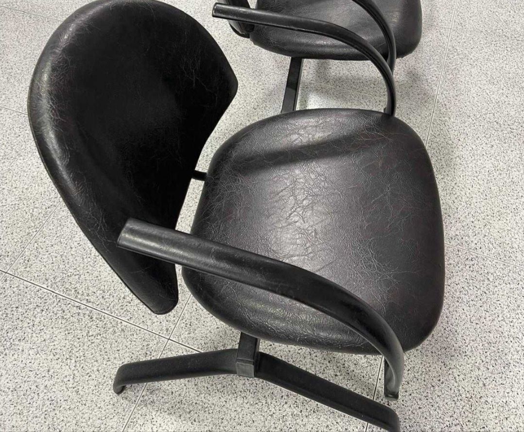 cadeira  c / elevador hidráulica, cabeleireiro  oferta mesa