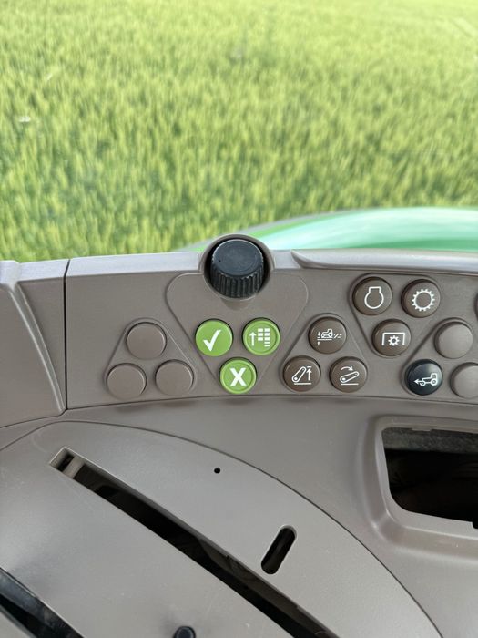 Трактор John Deere 6530 Premium