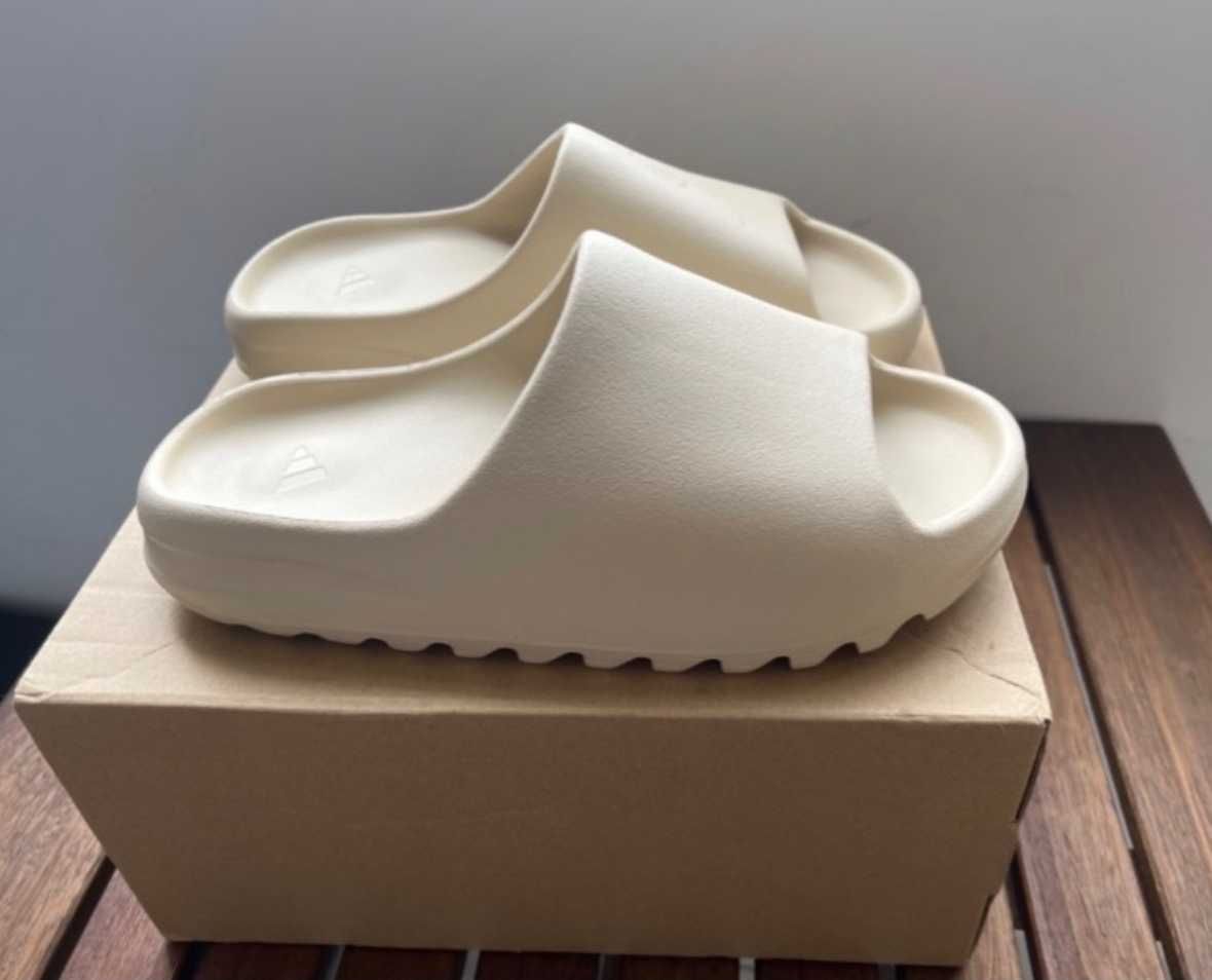 Yeezy Slide Bone