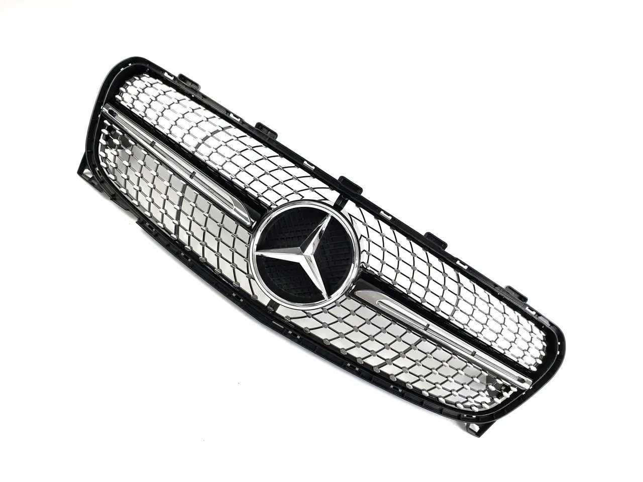 Решетка радиатора mercedes GLA X156 2017-2019год.Diamond Black