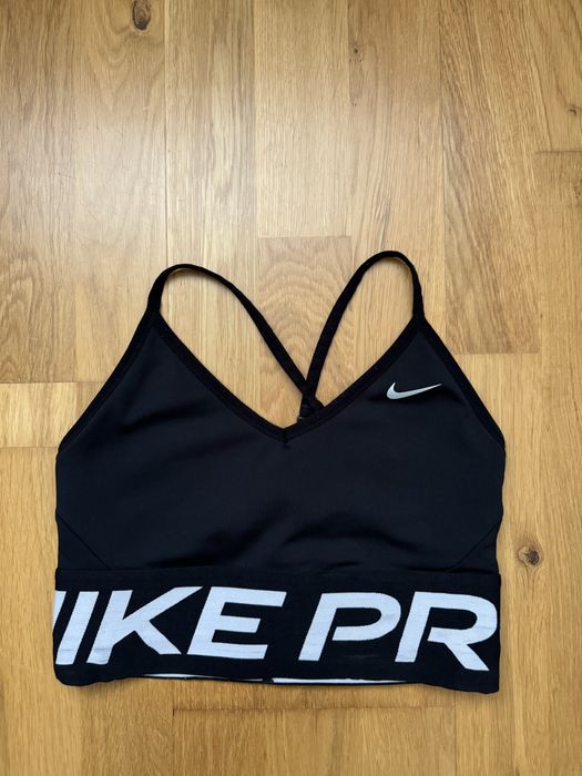 Топ nike розмір s чорний