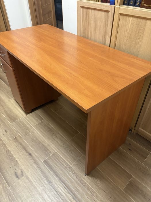 Biurko stan dobry+ Łódź Bałuty