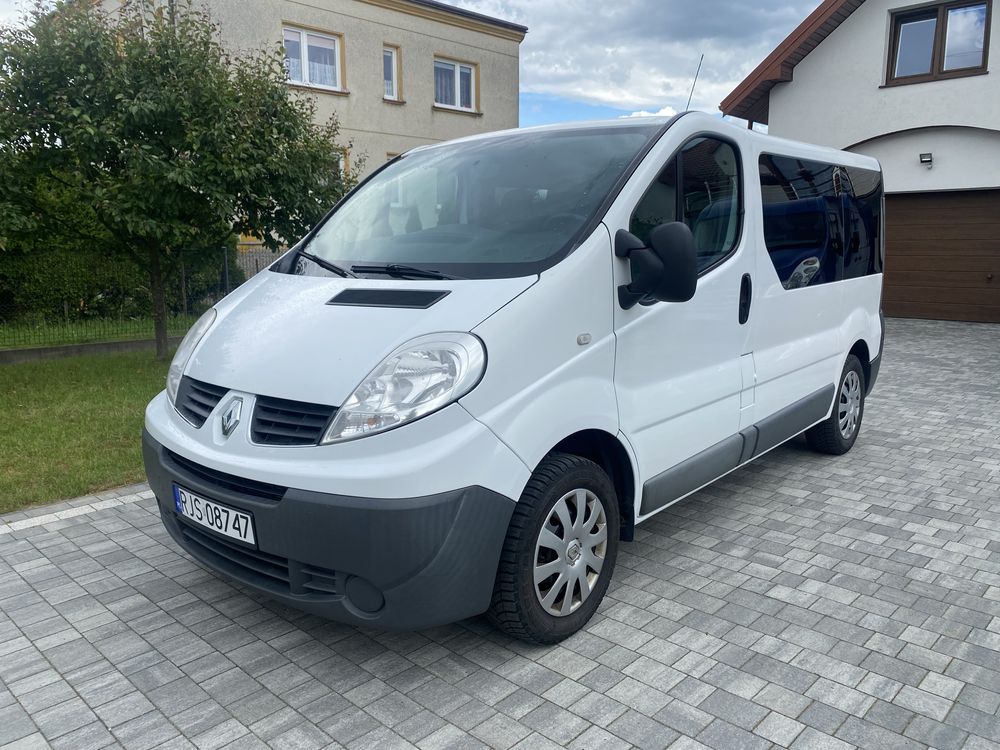 Wypożyczalnia dostawczych Wynajem Busa do wynajęcia Auto z OC sprawcy