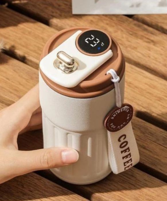 termiczny kubek 450 ml termos na herbatę kawę bidon z wyświetlaczem