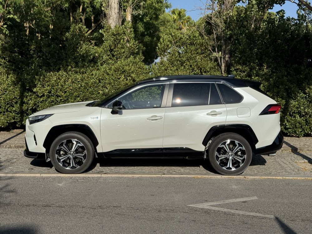 Toyota RAV4 2.5 HDF Plug-in Square Collection AWD-i