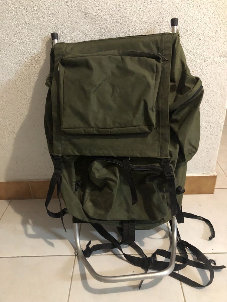 Mochila de campismo.