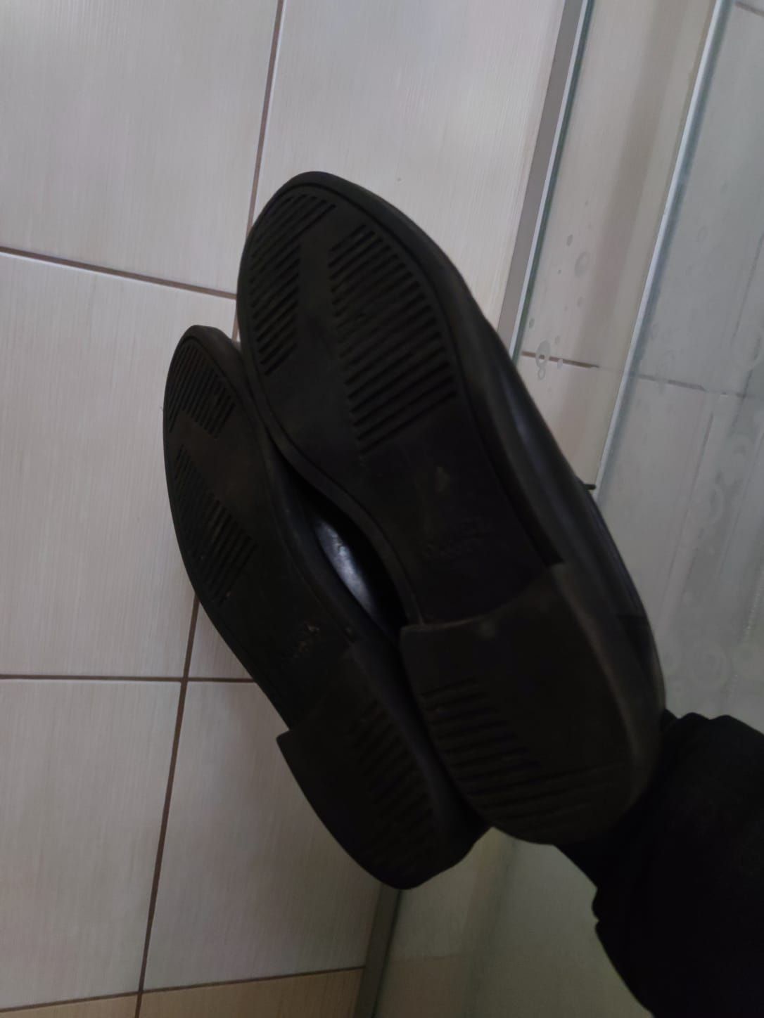Buty obuwie 43 eleganckie męskie czarne leather skóra skórzane Camel b