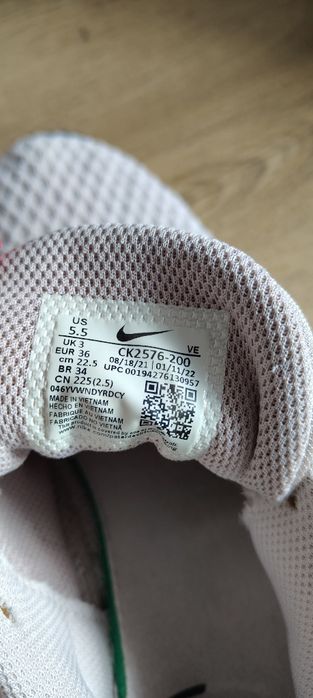 Adidasy dziewczęce "Nike"-36