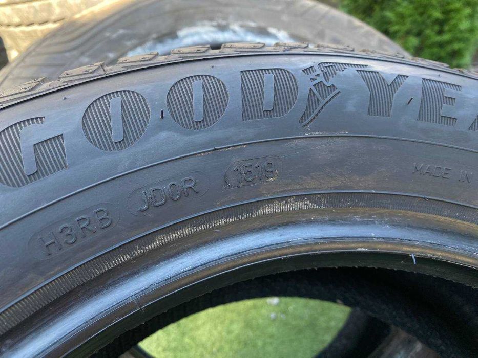 Шини зимові 195 60 15 Goodyear