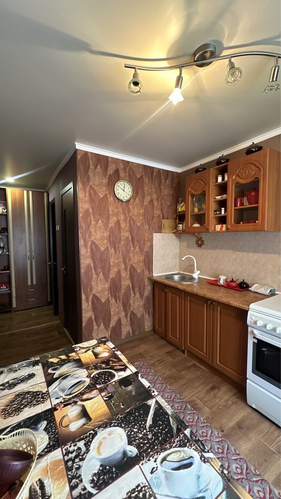 2к Ильинская рн Атб (50кв) 2/10кирп, ремонт, мебель, техника.