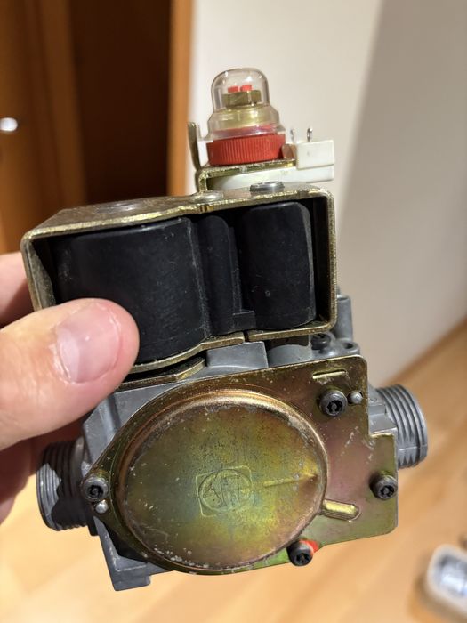 Valvula de gas Roca com avaria