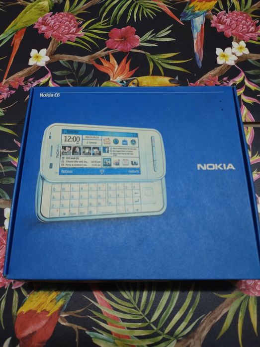 Telefon Nokia C6-00