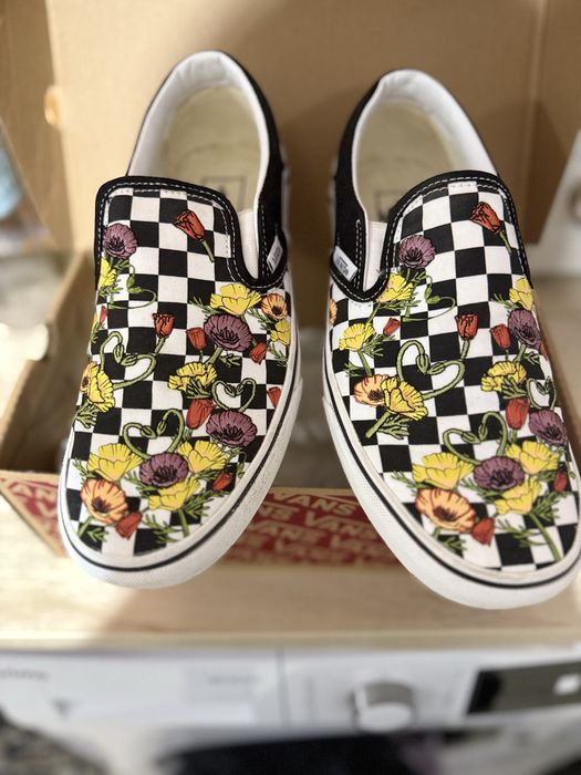 Vans só com um dia de uso .