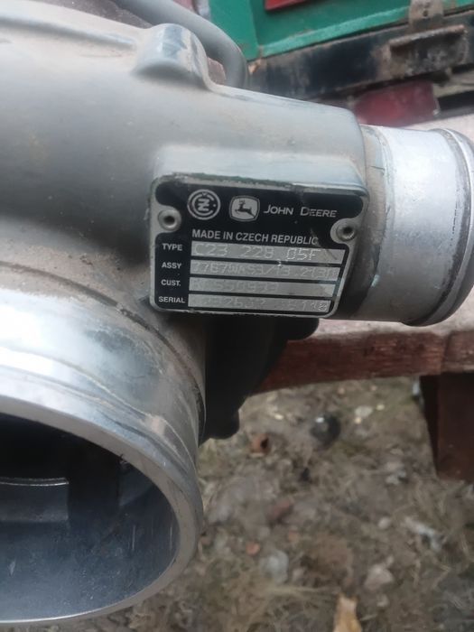 Турбіна до трактора Джон Дір,тнвд та компресор