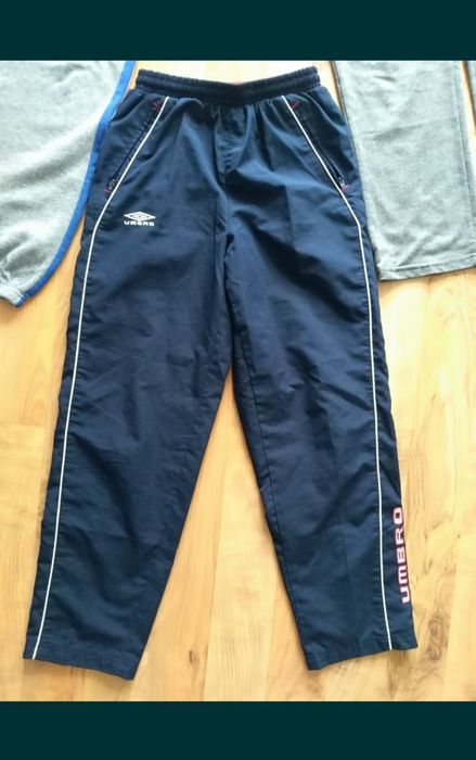 Spodnie dresowe Umbro 146,152