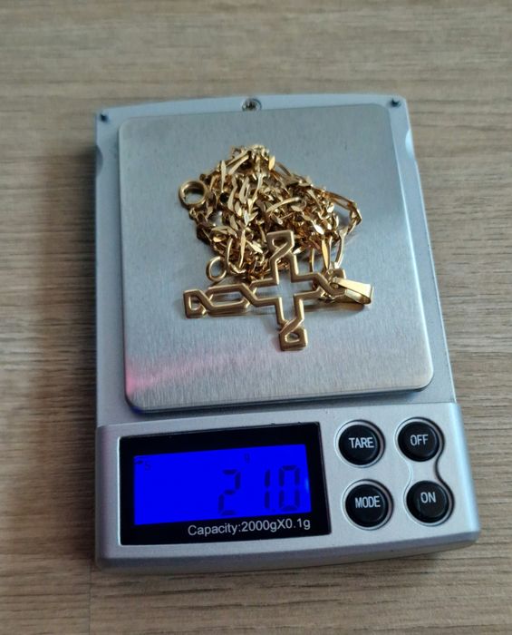 Fio em Ouro com Cruz Malha 3+1 / 19.2 Quilates