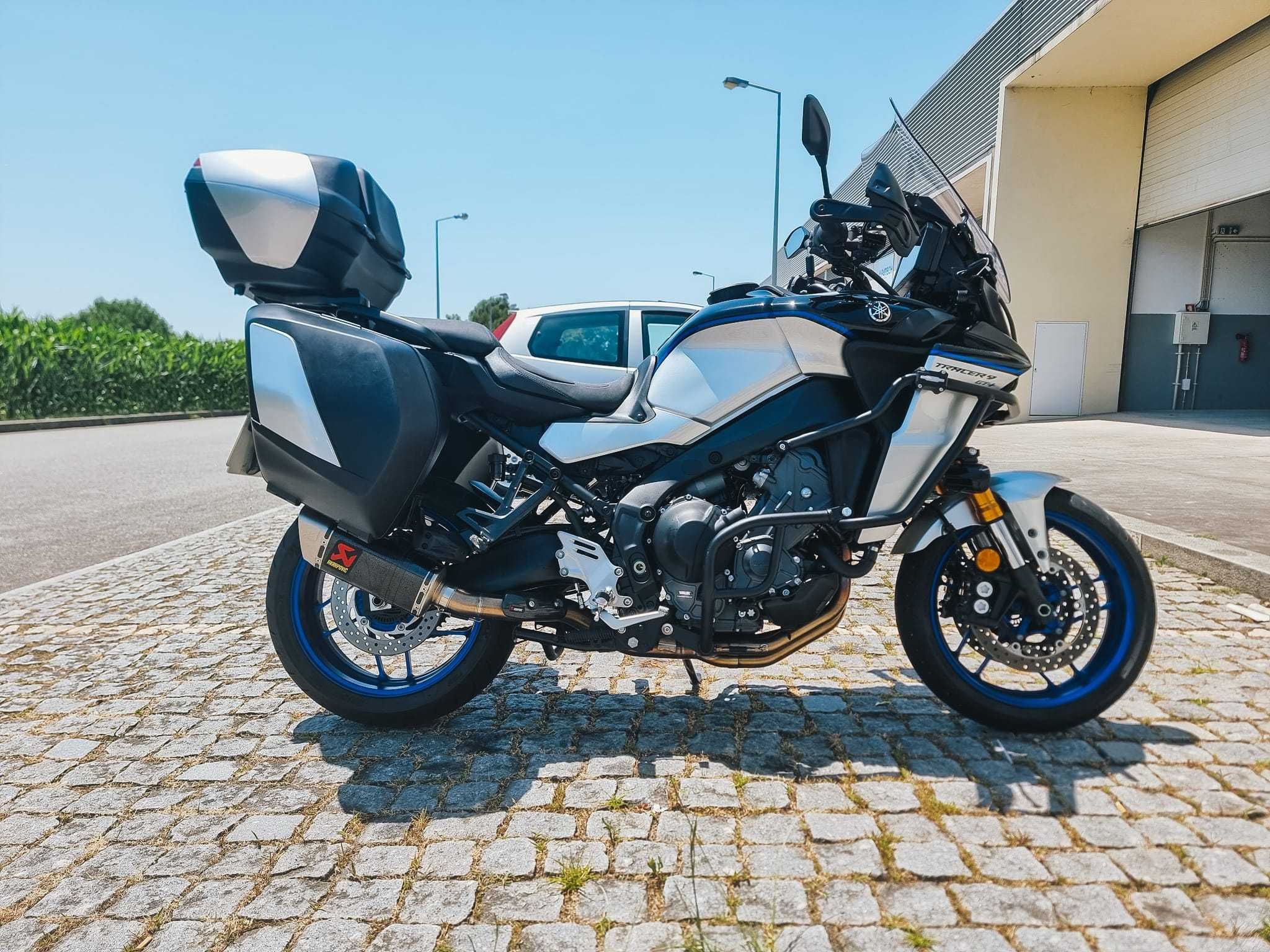 Yamaha TRACER 9 GT+ / TRACER 9 GT PLUS - AKRAPOVIC - Muitos extras