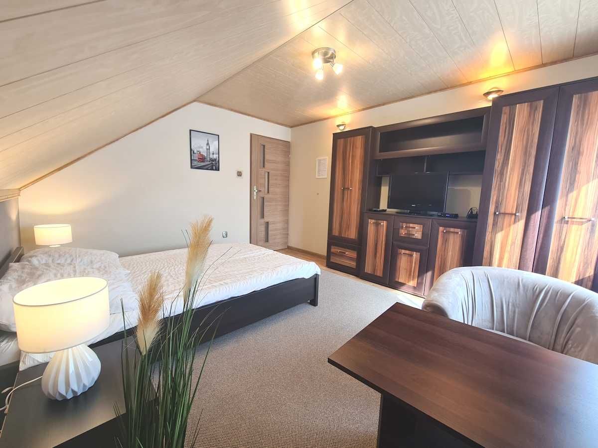 Domek "Pod Pliszem" nad Soliną. Do 8 os. blisko Jeziora.Spokój i cisza