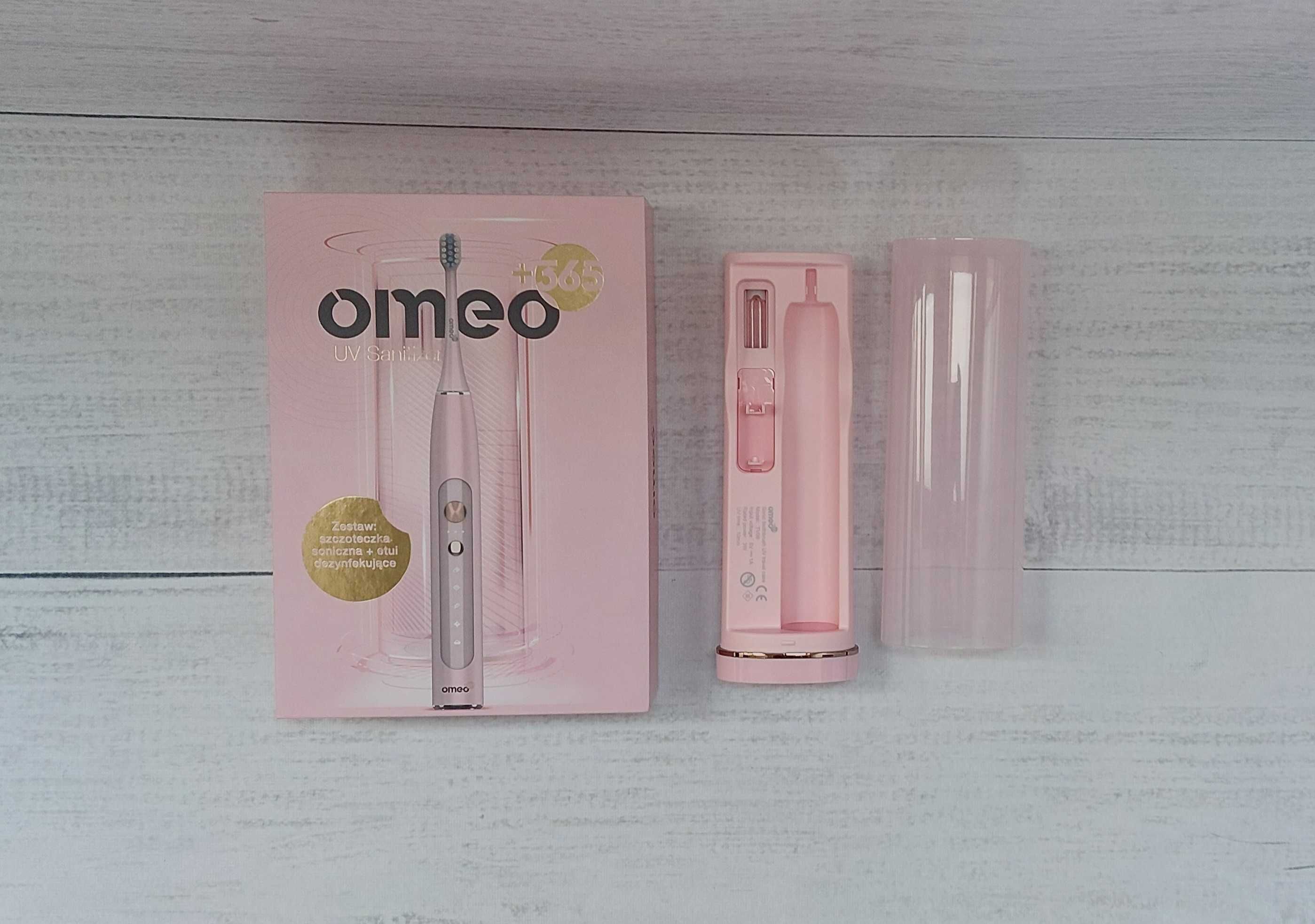 Etui Futerał PUDEŁKO  OMEO +365 UV Sanitizer PINK szczoteczka soniczna