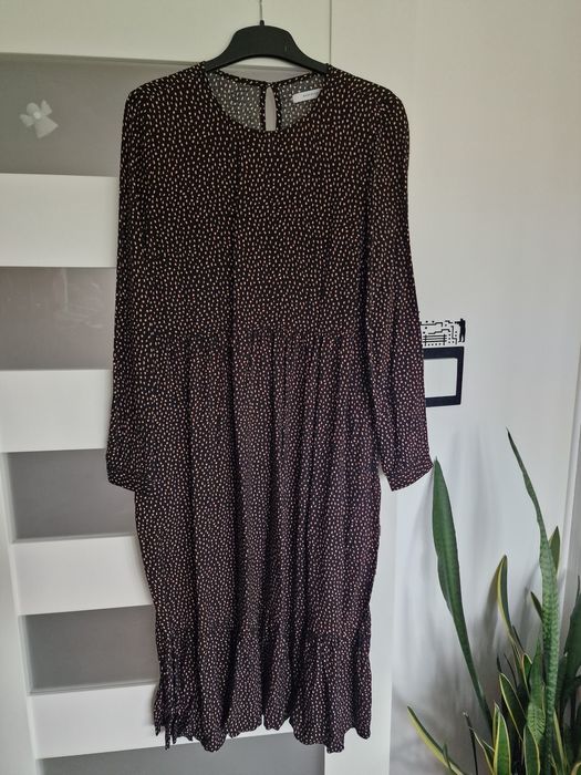 Czarna sukienka maxi