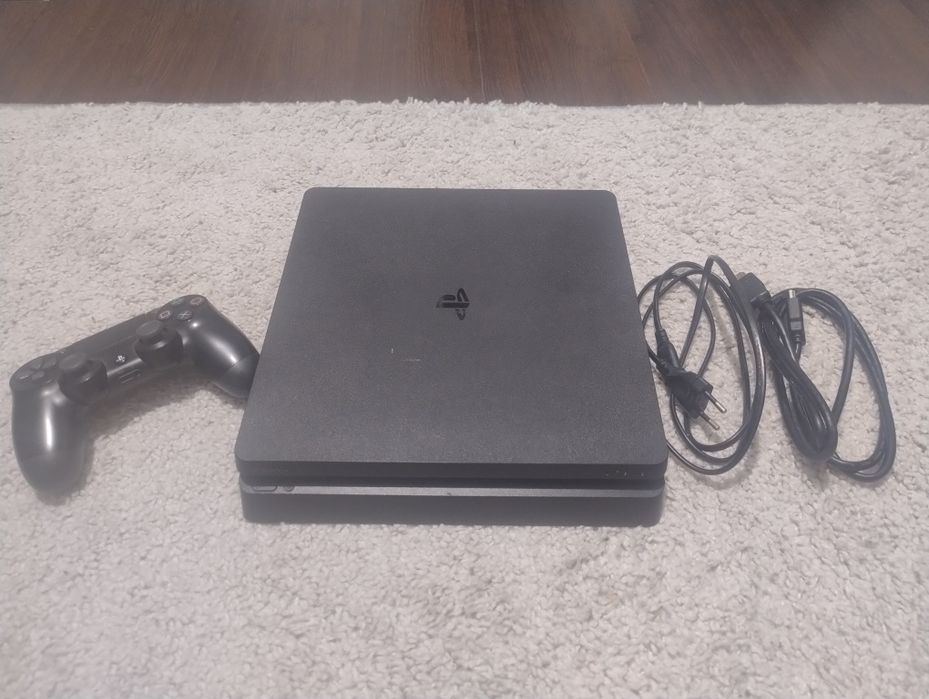 PlayStation 4 slim 1TB