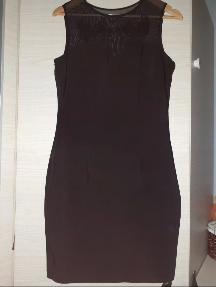 Sukienka typu mała czarna Mohito rozmiar 40