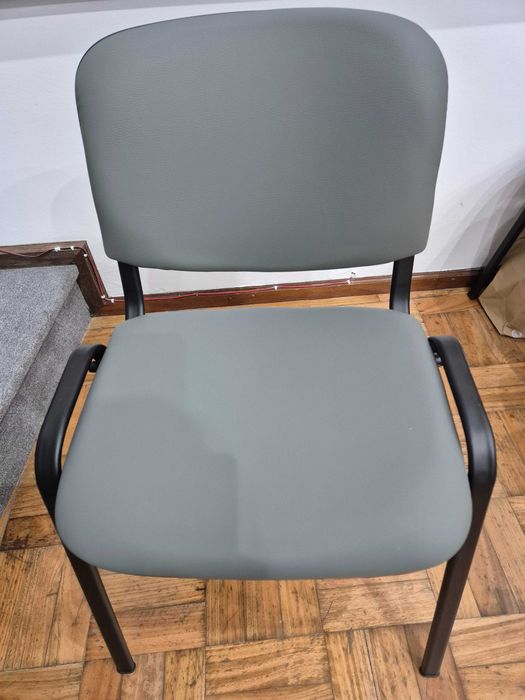 Vendo Cadeiras Novas (sem uso)