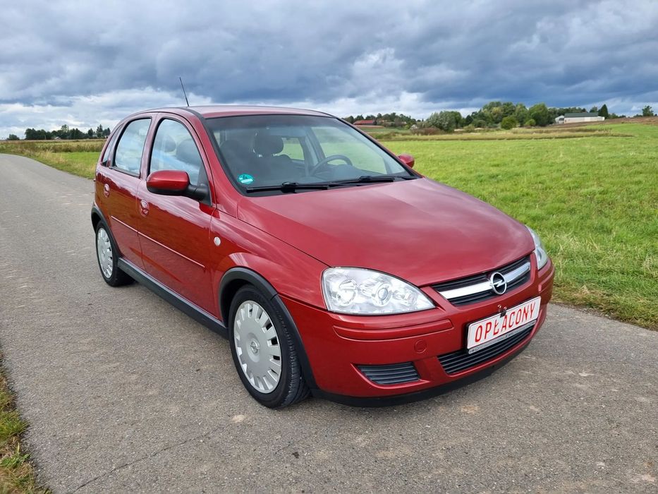 Opel Corsa **Corsa C**2006rok**5 drzwi**Klima**Lift**Bardzo ładny**Koła zimowe