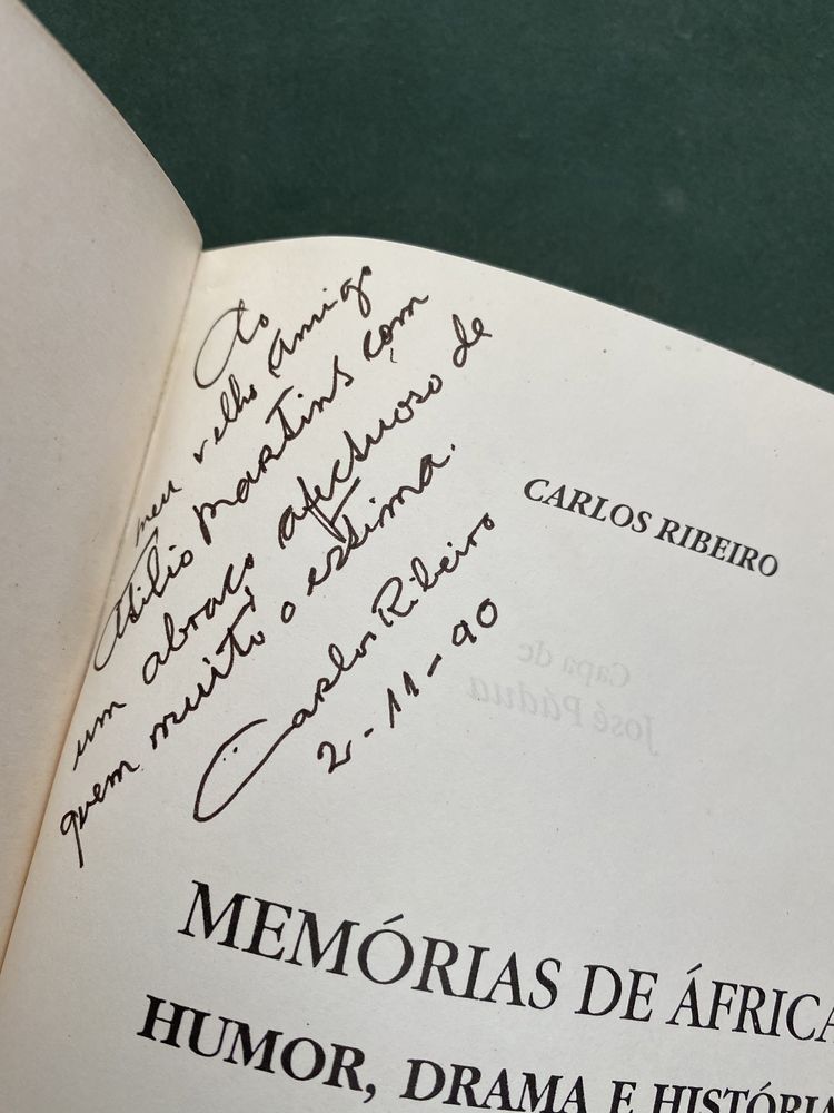 Livro Memorias de africa autografado