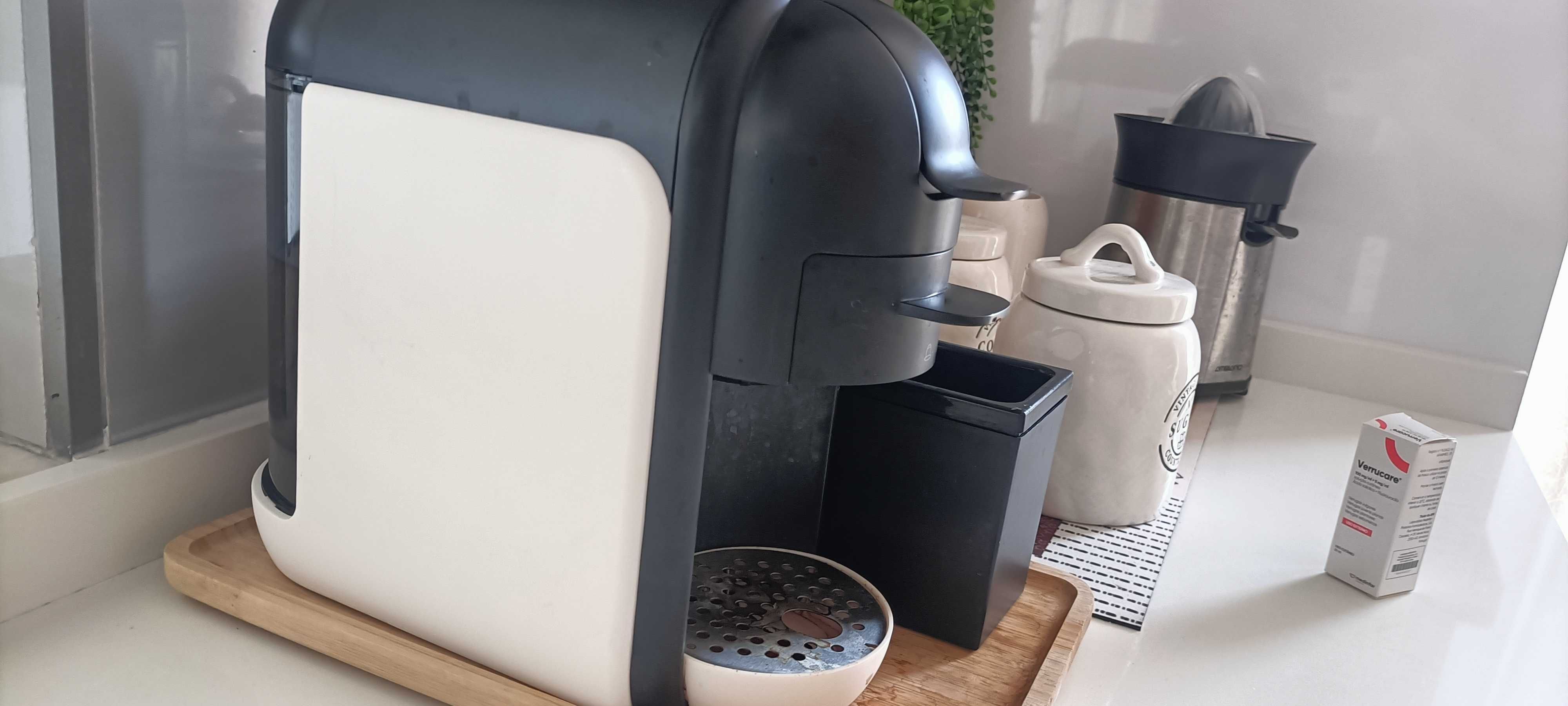 Maquina café Multi cápsulas q live