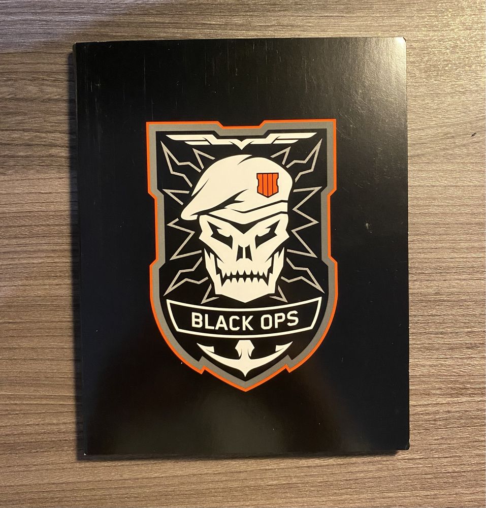 Jogo PS4 - Call of Duty: Black Ops 4 (Pro Edition)