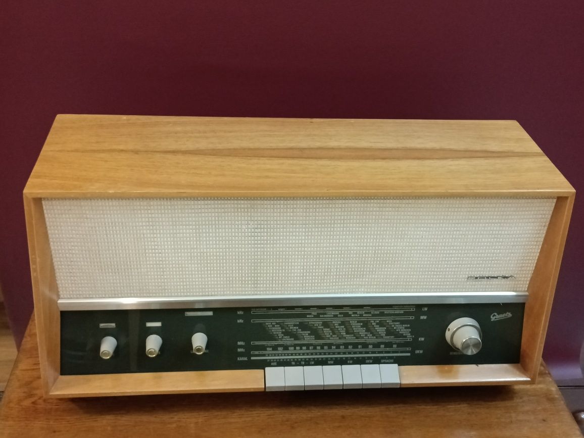 Rádio antigo Graetz